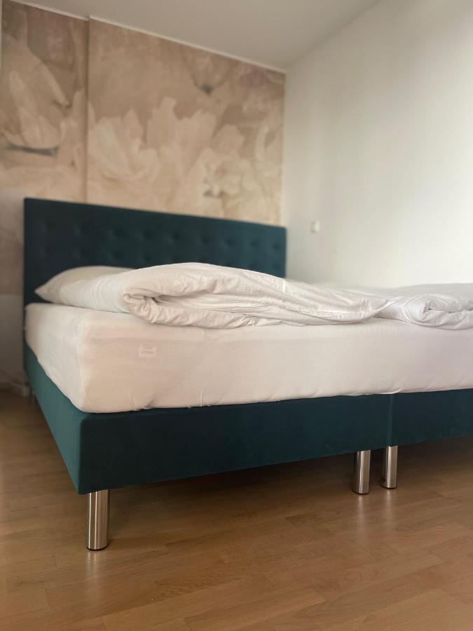 Greenleaf Lappersdorf - Terrasse - A93 Anbindung - Netflix - Stadtnah Luaran gambar