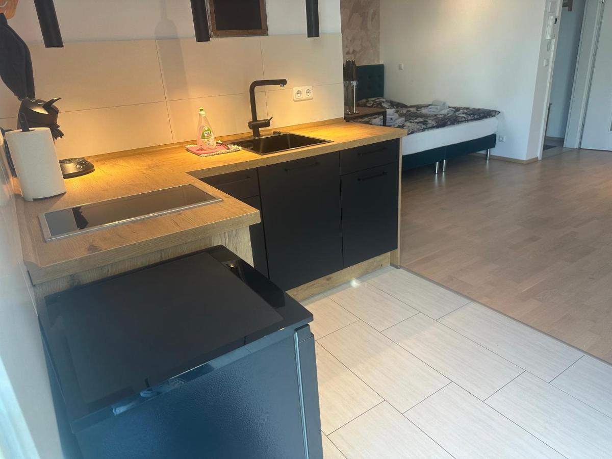 Greenleaf Lappersdorf - Terrasse - A93 Anbindung - Netflix - Stadtnah Luaran gambar